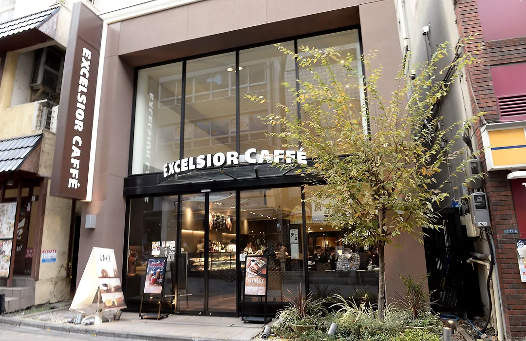 The B Akasaka-Mitsuke-1